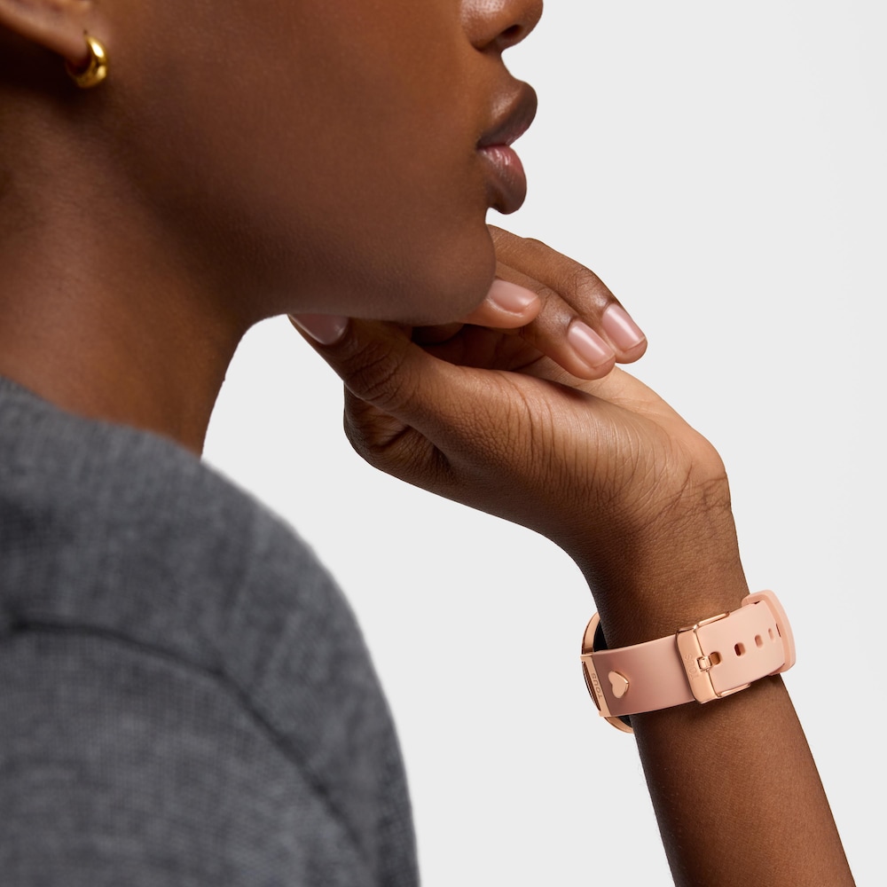Rellotge de polsera smartwatch amb corretja nude i motius d&rsquo;acer rosat TOUS S-CONNECT CHARMS
