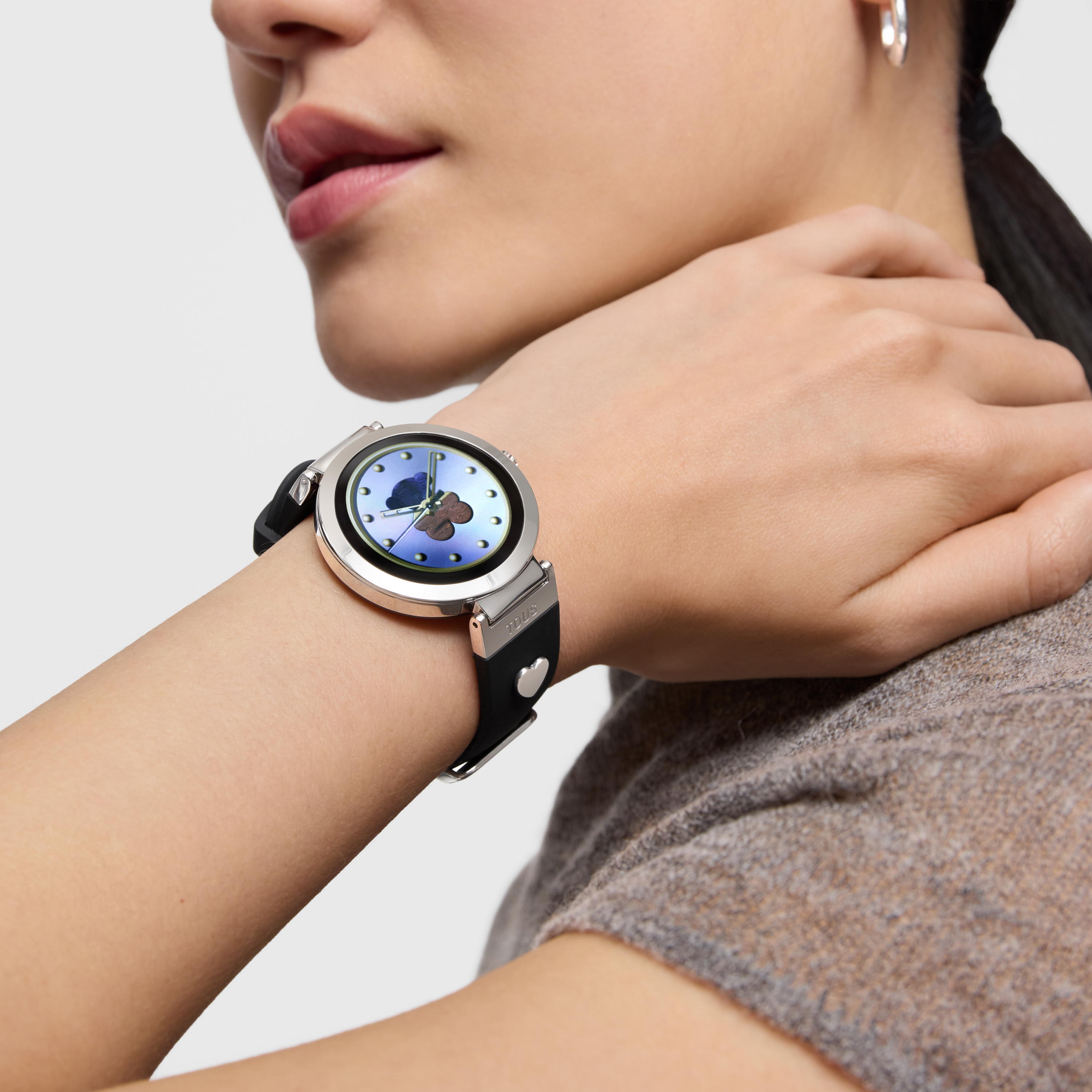 Smartwatch with black strap and steel motifs TOUS S-CONNECT CHARMS