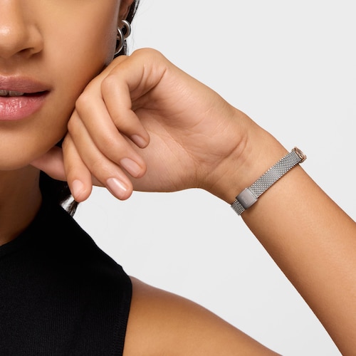 Orologio analogico con bracciale in acciaio, motivo in acciaio rosa e quadrante in madreperla TOUS ICON TIME CHARMS