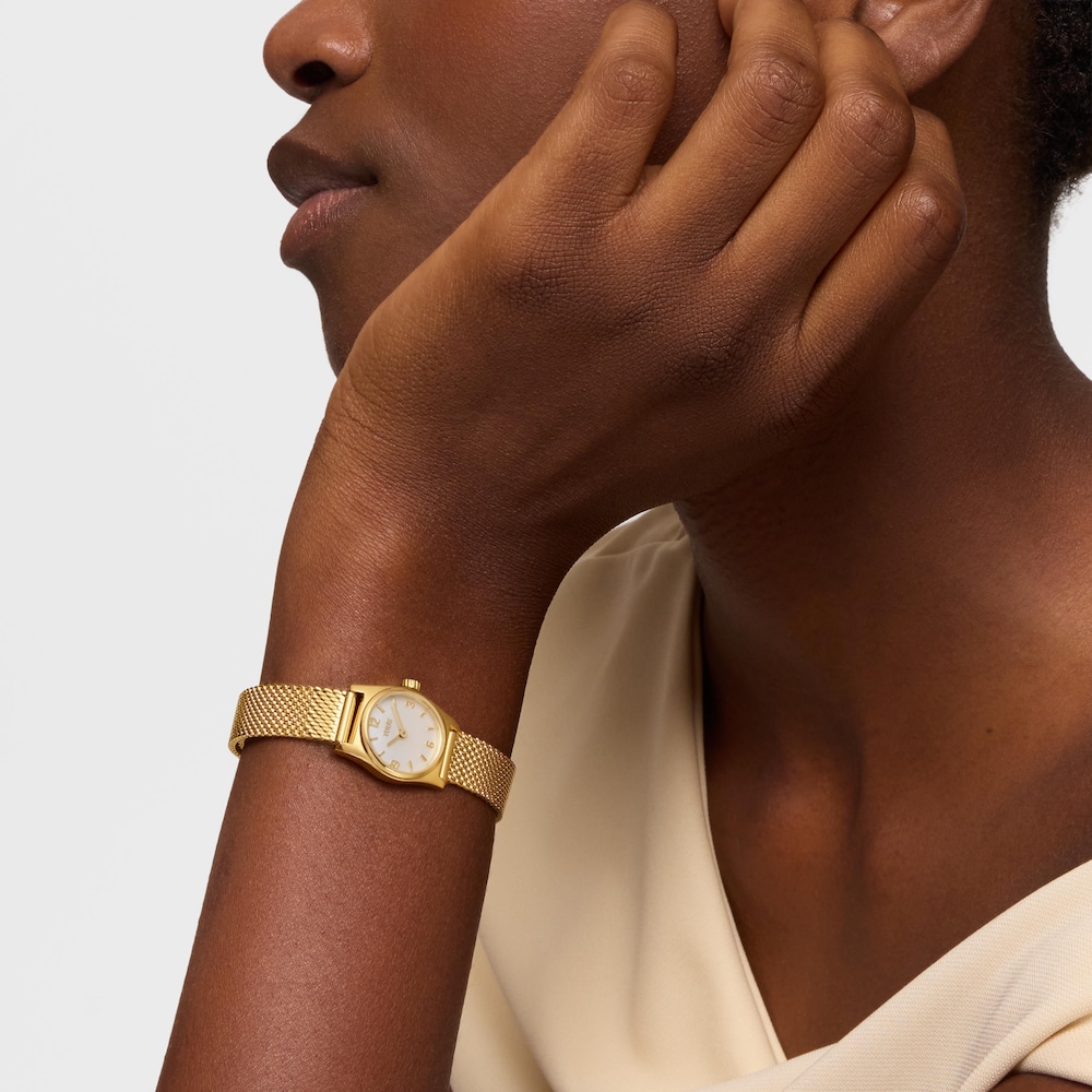 Reloj anal&oacute;gico con brazalete de acero dorado y esfera de n&aacute;car EPIC MINI