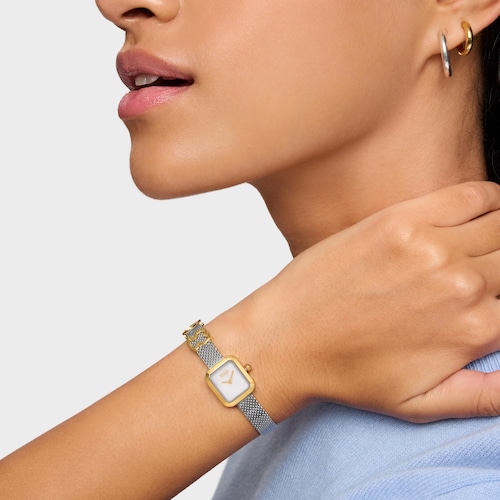 Orologio analogico con bracciale in acciaio, motivo in acciaio color oro e quadrante in madreperla TOUS ICON TIME CHARMS