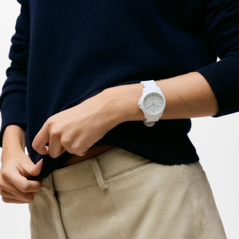 Reloj anal&oacute;gico y correa de silicona blanca Drive