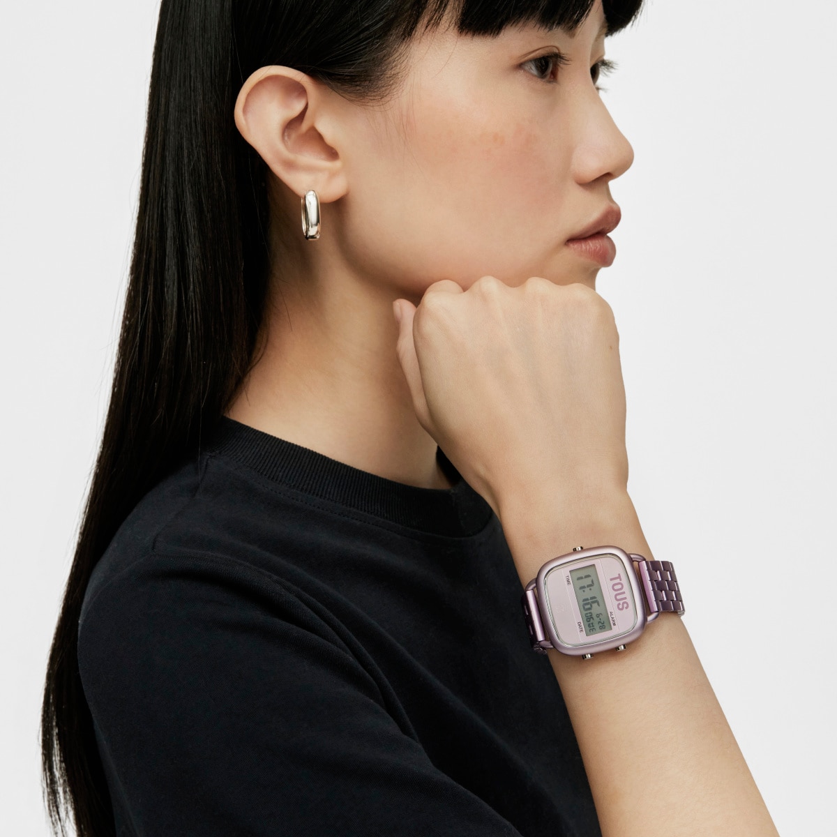 Reloj digital con brazalete de aluminio en color malva D-Logo