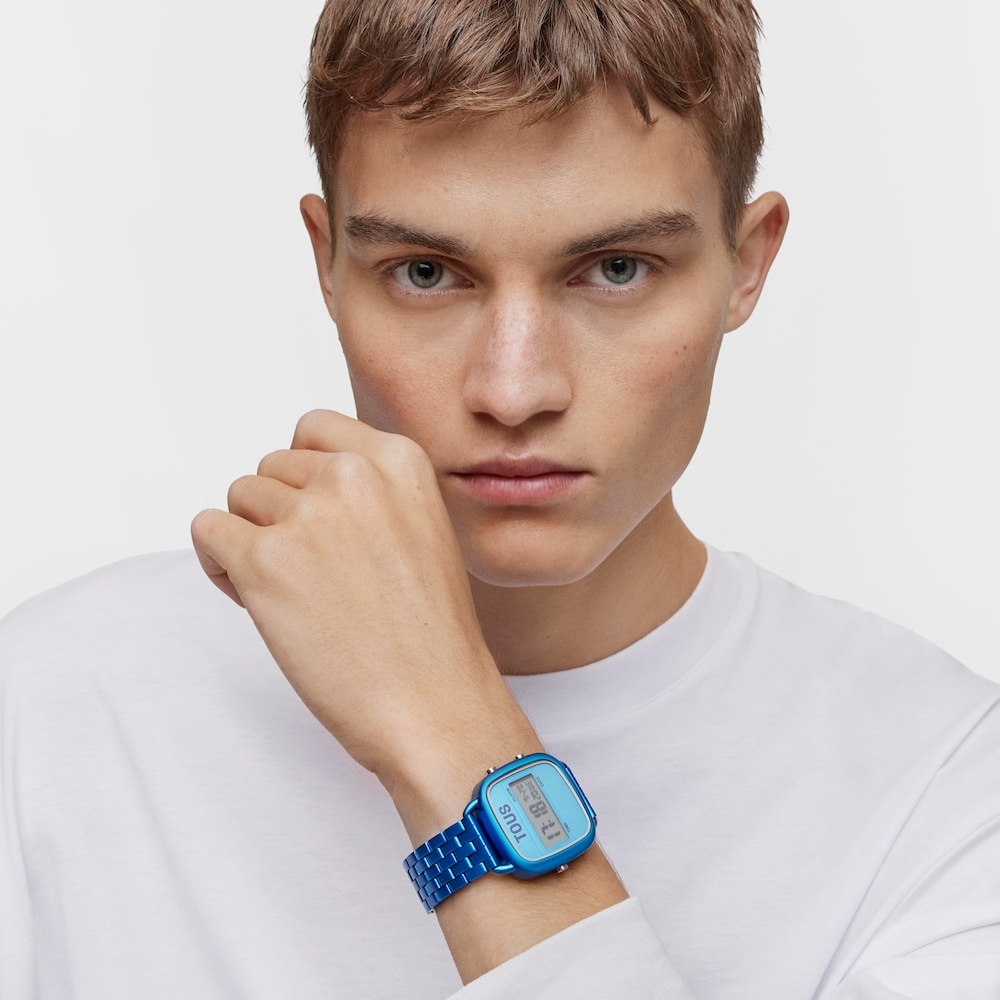 D-Logo Digital watch with blue steel strap