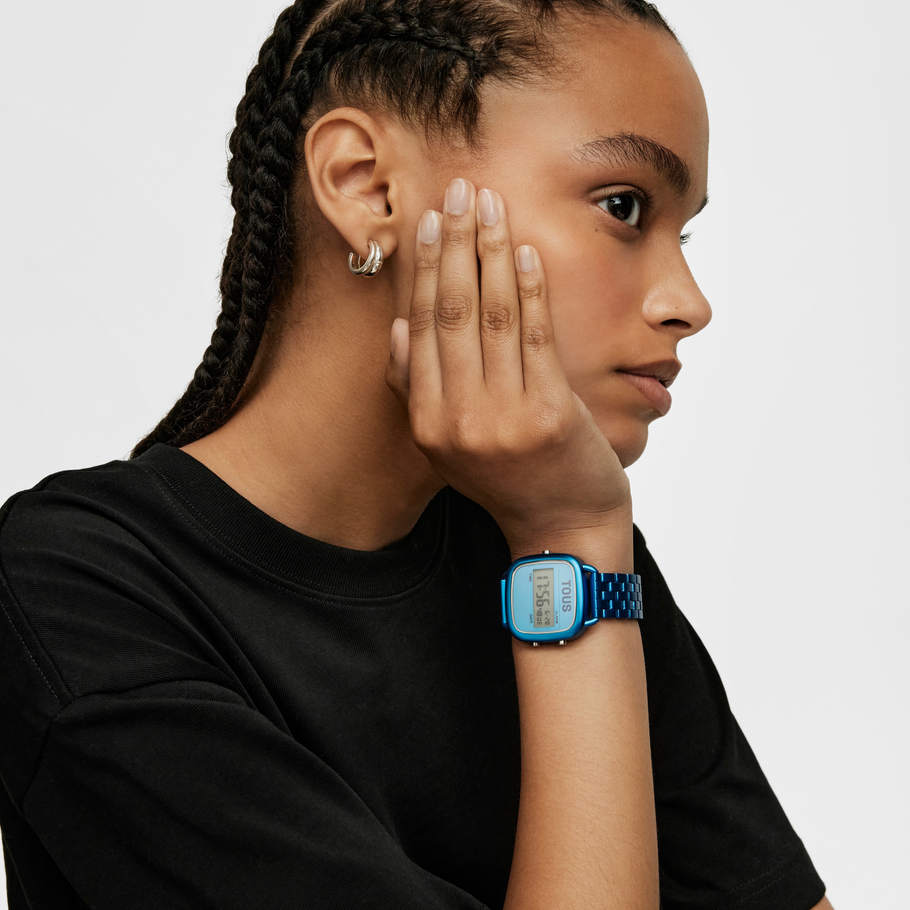 D-Logo Digital watch with blue steel strap