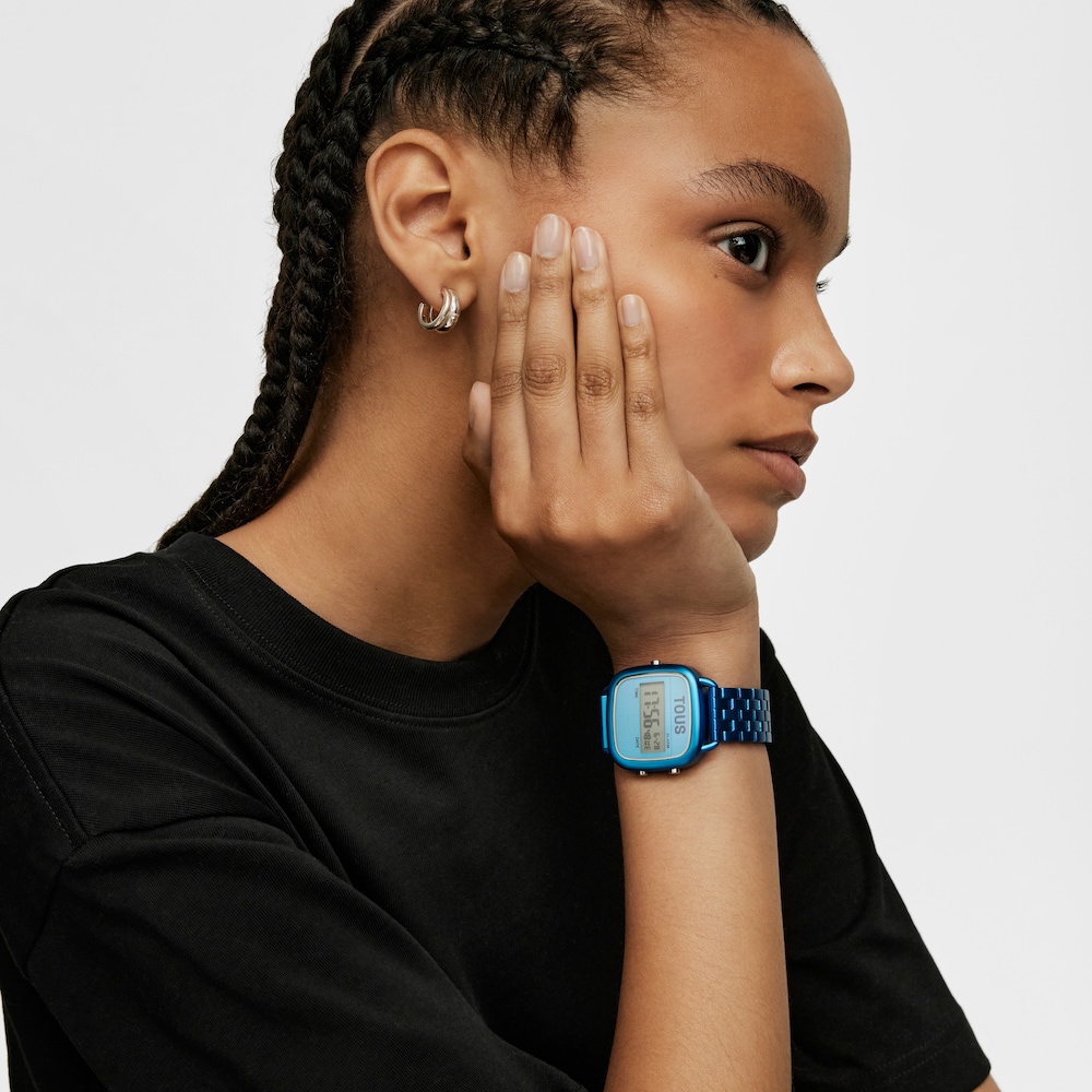 D-Logo Digital watch with blue steel strap