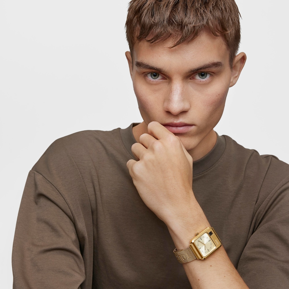 Reloj anal&oacute;gico y digital con brazalete de acero IPG dorado MARS