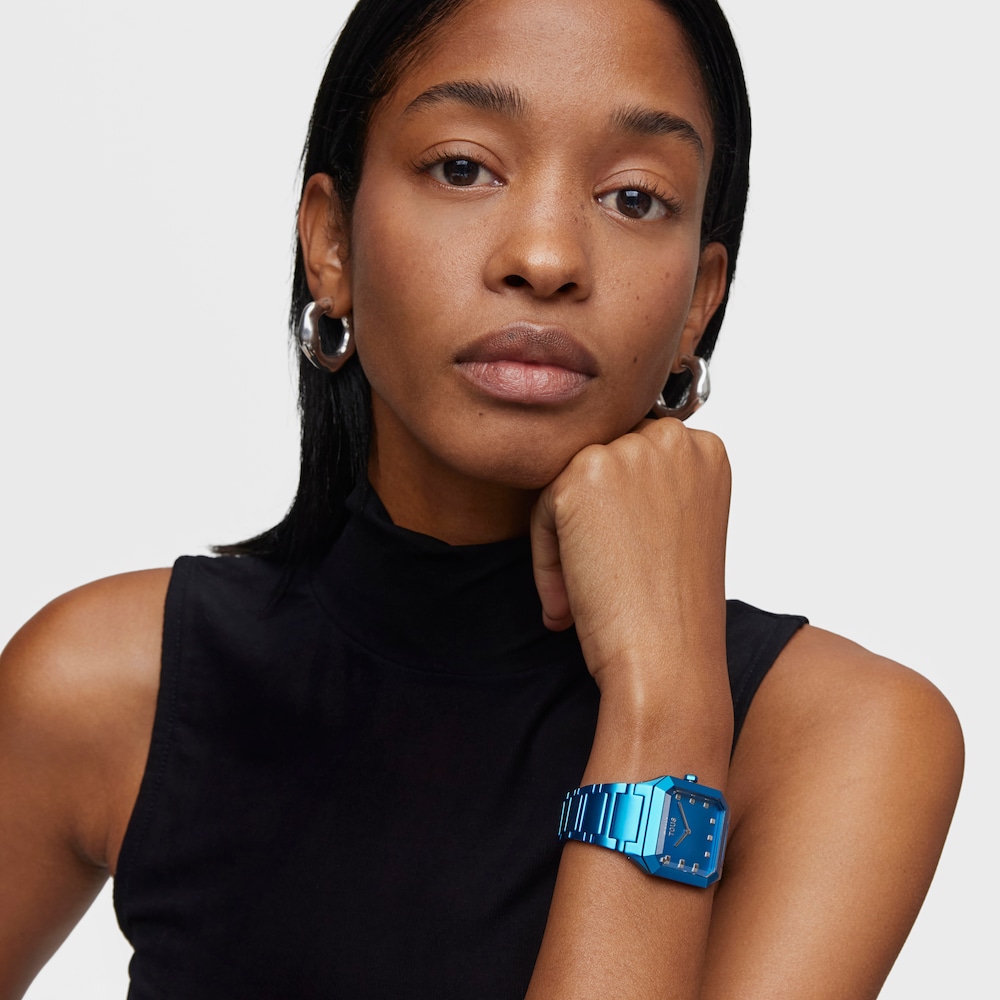 Reloj anal&oacute;gico con brazalete de aluminio azul Karat Squared