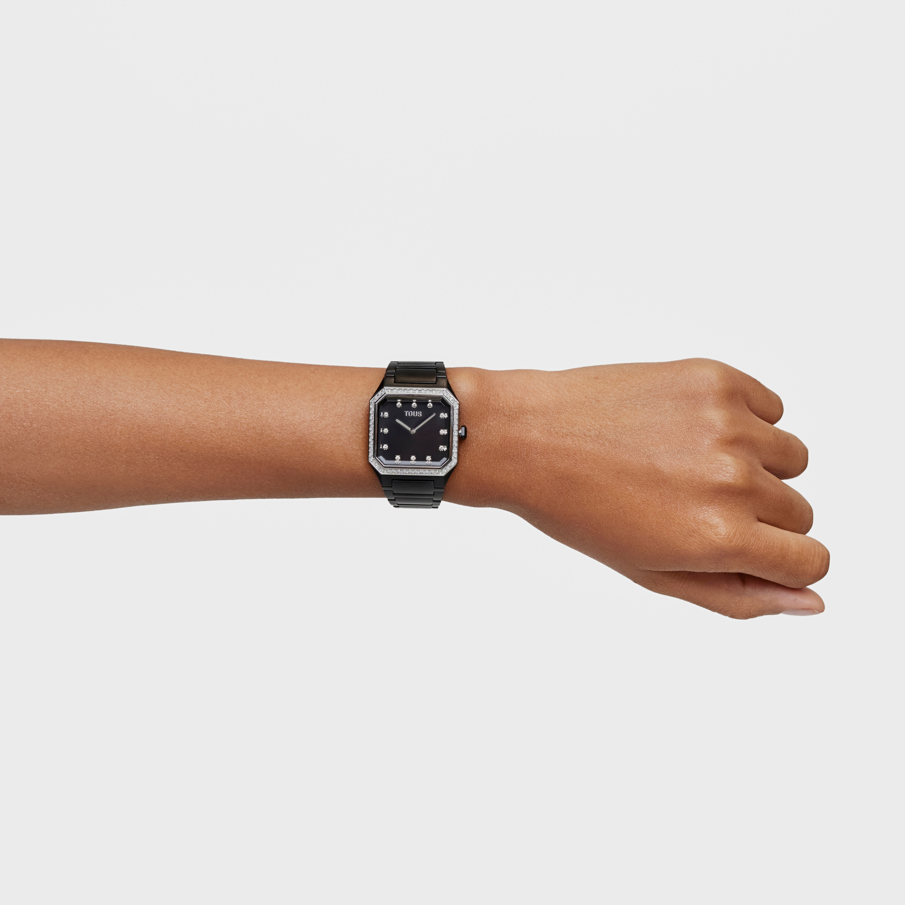 Karat Squared Analogue watch with strap in black aluminum and zirconias