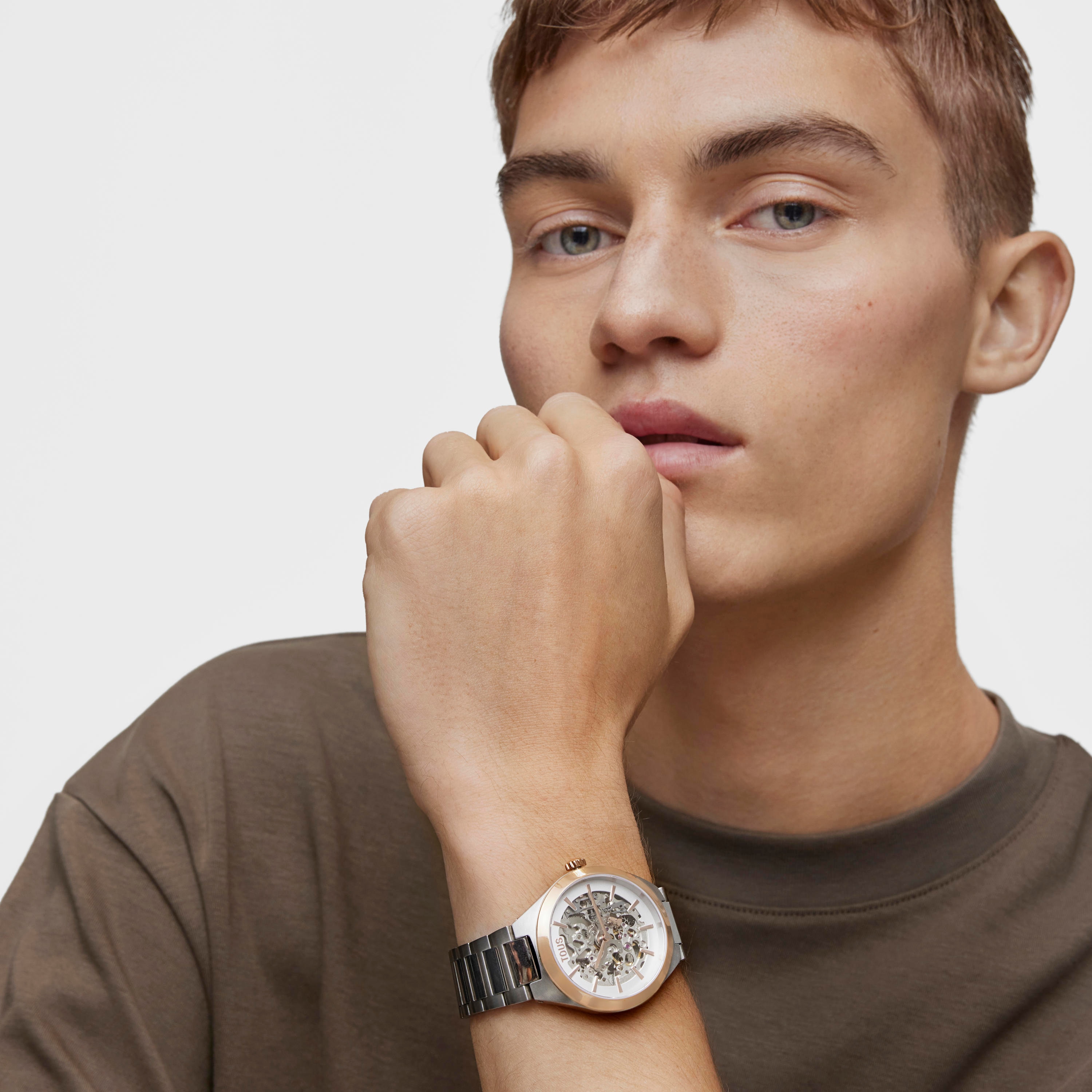 Reloj analógico con acero IPRG rosa y brazalete de acero Karat Round