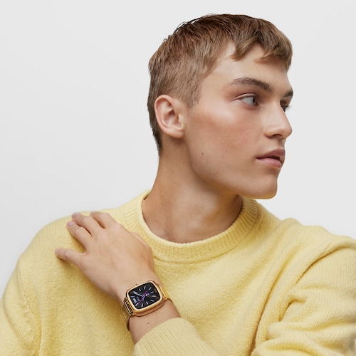 D-Connect Smartwatch with gold-colored IPG steel bracelet