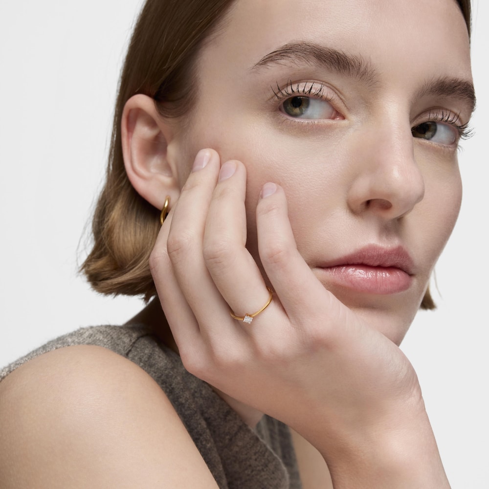 &Delta;&alpha;&chi;&tau;&upsilon;&lambda;ί&delta;&iota; TOUS Brillants &alpha;&pi;ό &Chi;&rho;&upsilon;&sigma;ό &mu;&epsilon; &Delta;&iota;&alpha;&mu;ά&nu;&tau;&iota;