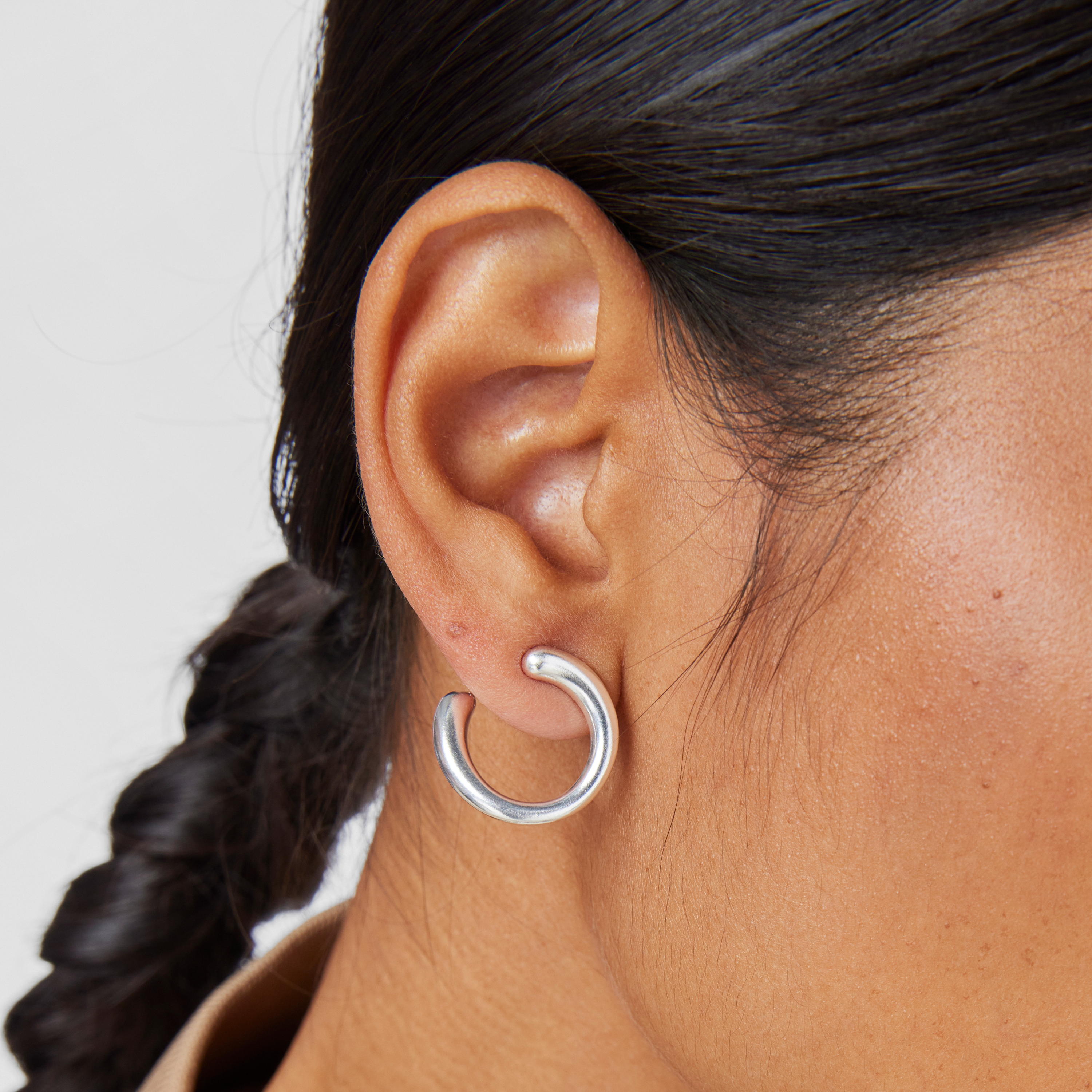 Silver Circle earrings New Hav