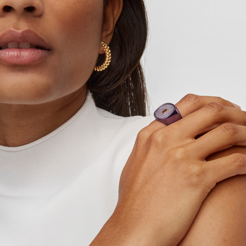 Svetlofialov&yacute; strieborn&yacute; Pečatn&yacute; prsteň Oursin