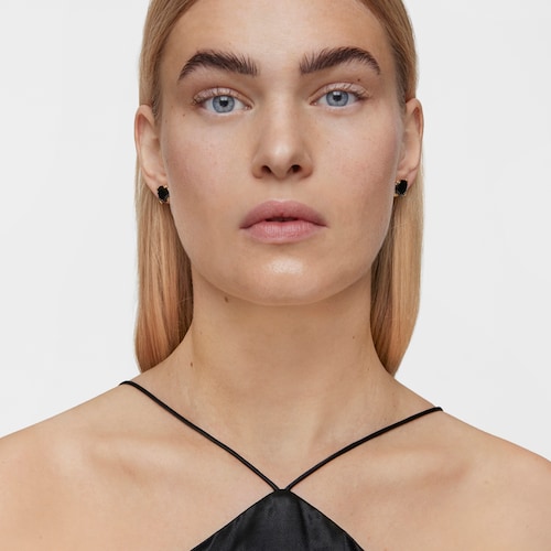 Earrings with 18kt gold plating over silver and onyx Cachito Mío