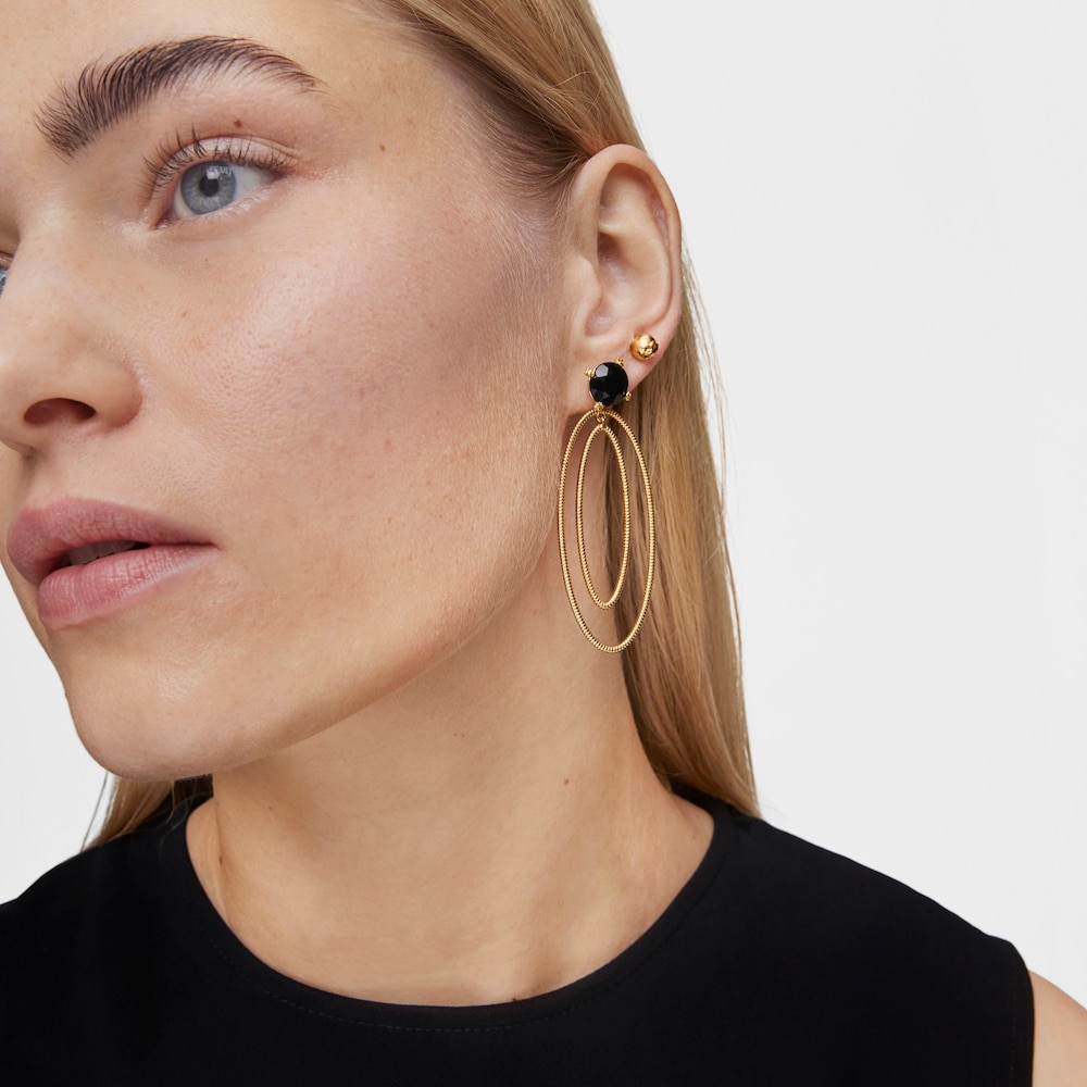 Aretes de aro con ba&ntilde;o de oro 18 kt sobre plata y &oacute;nix Cachito M&iacute;o