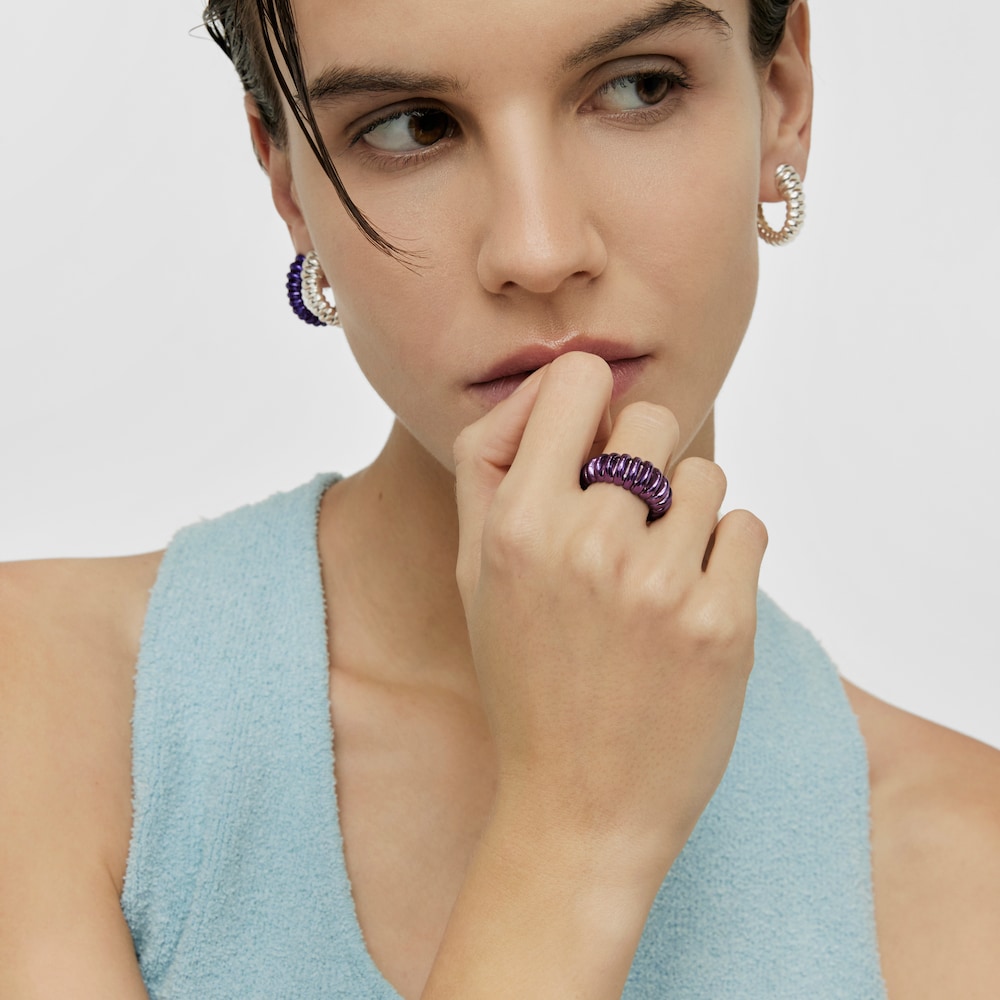 Anel em prata na cor lil&aacute;s Virtual Garden