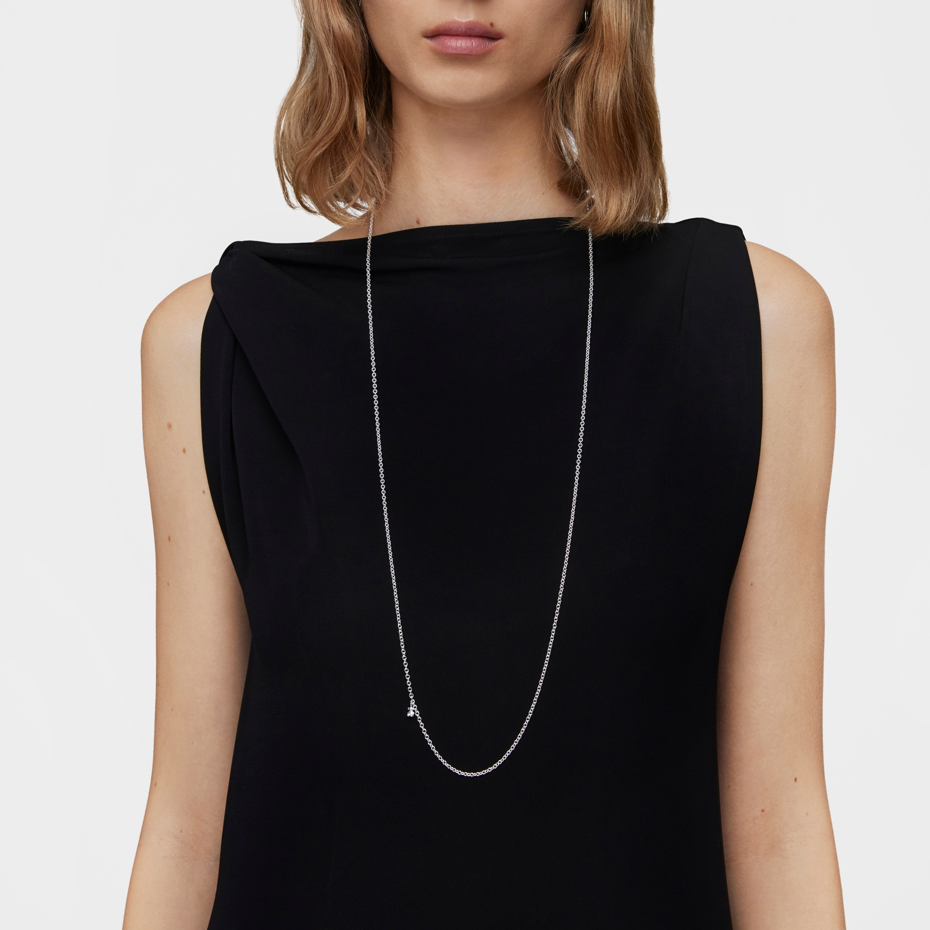 Long silver Necklace with round rings Bold Bear