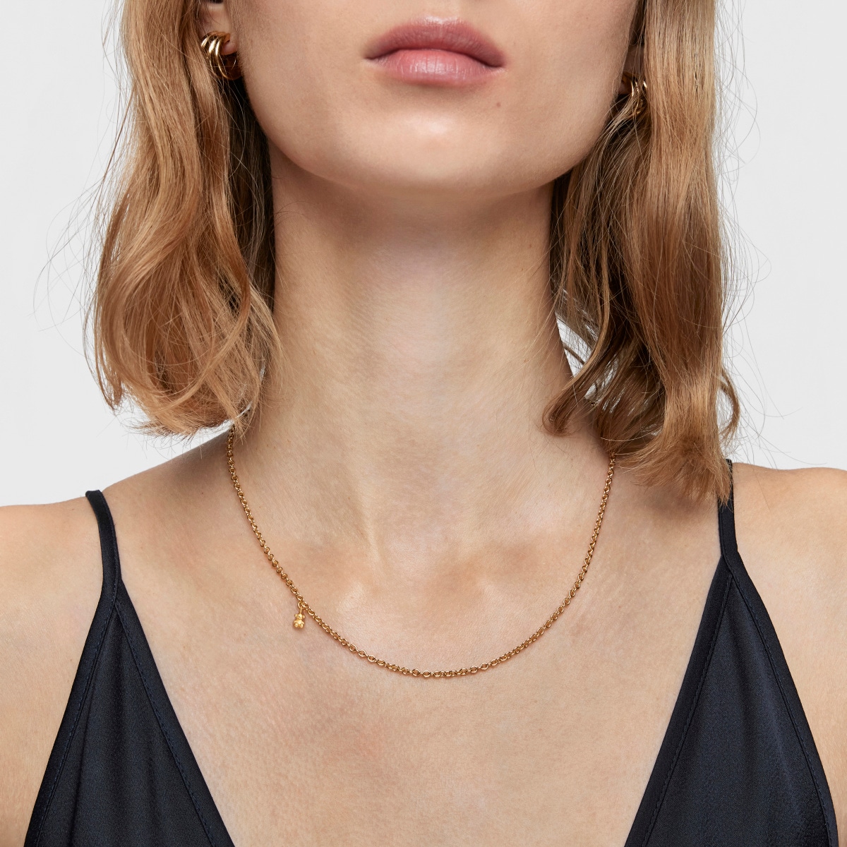 Short Necklace with 18kt gold plating over silver and round rings Bold Bear