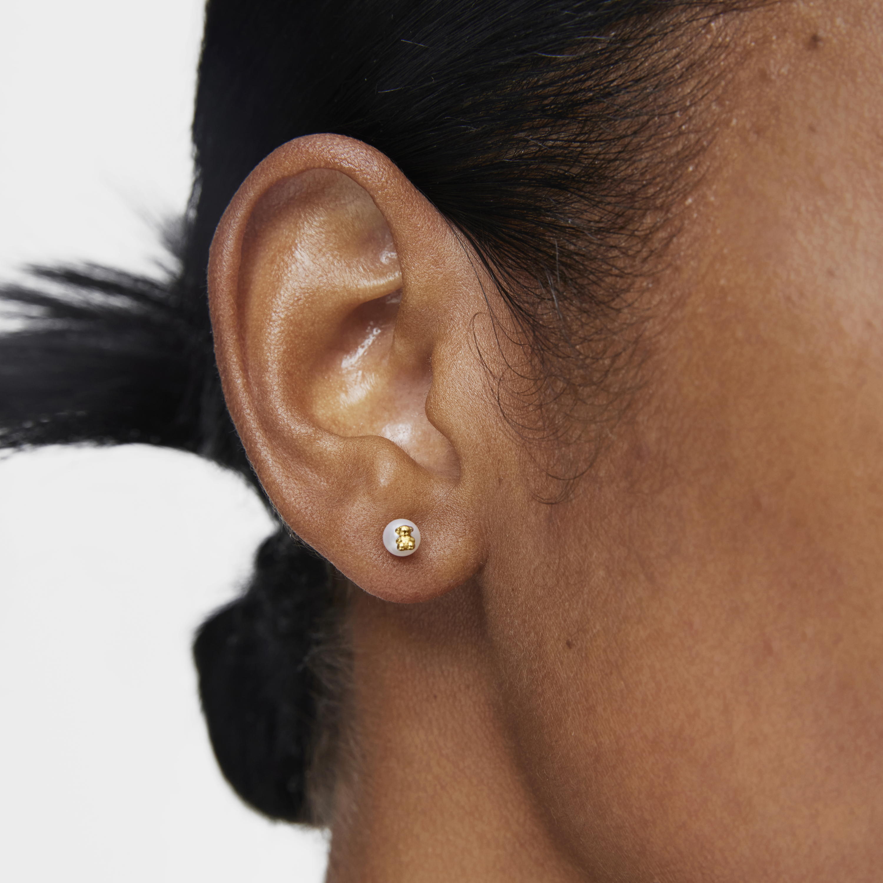 18K solid gold Earrings with cultured pearl and bear charm Bold Bear