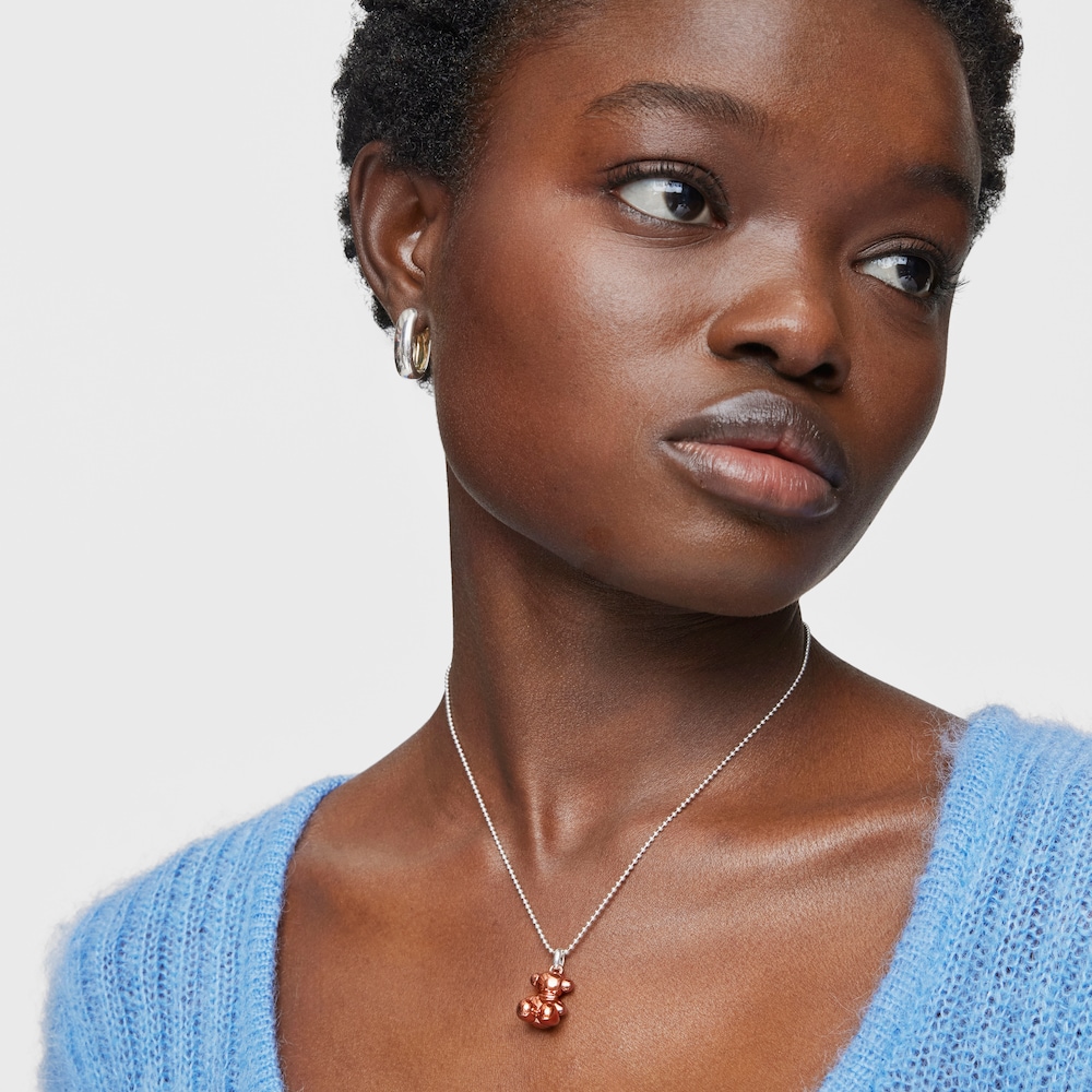 Colgante oso mediano de acero en color rosa cobrizo Bold Bear