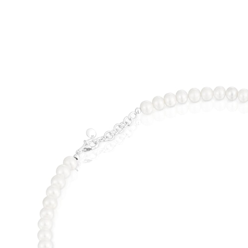 Bold Motif Necklace with cultured pearls and flower motifs in silver