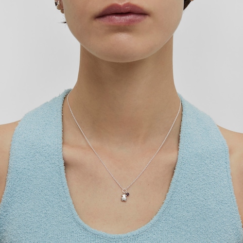 Silver Bold Motif Necklace with an amethyst bear