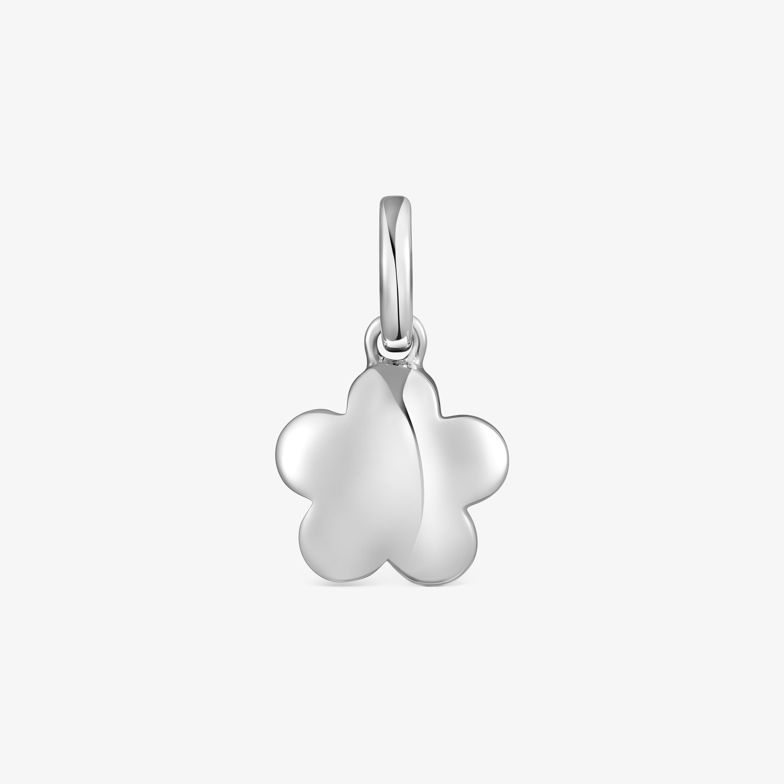 Silver Bold Motif flower Pendant