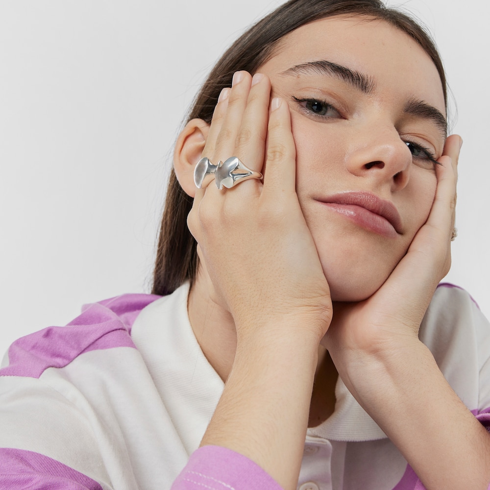 Anillo sello de plata mariposa Bold Motif