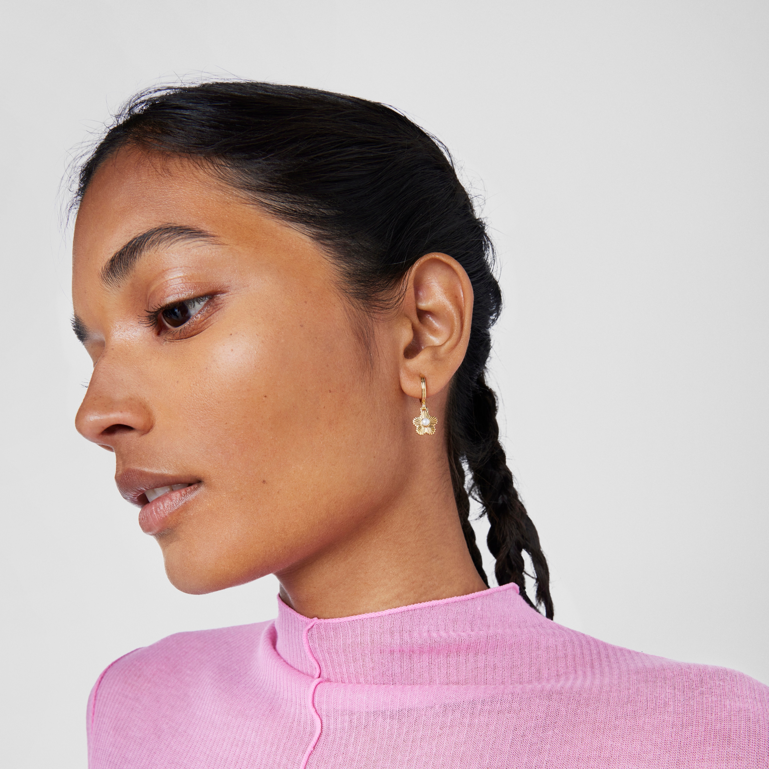 Flower Earrings in silver vermeil with cultured pearl Iris Motif