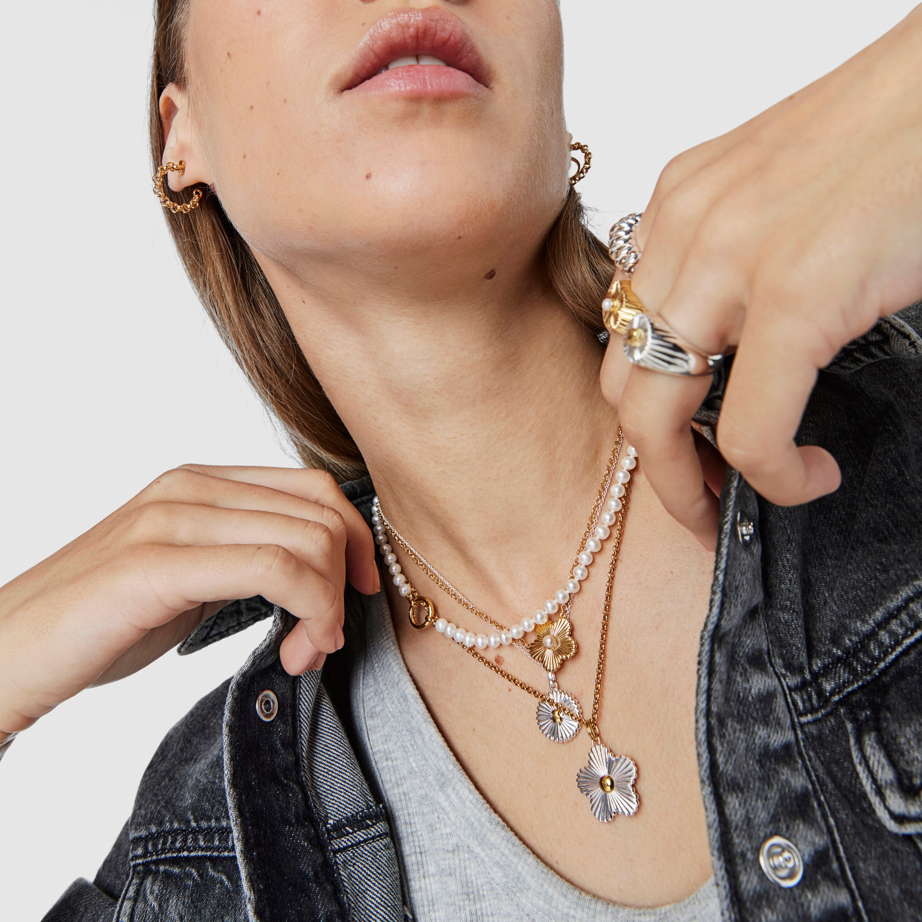 Silver and silver vermeil flower pendant Iris Motif