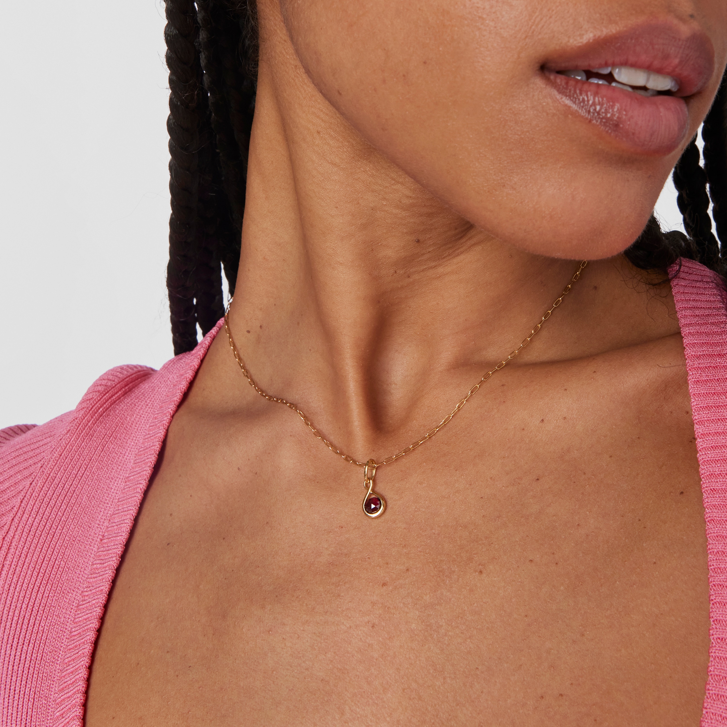 Silver vermeil Pendant with rhodolite Alma Motif