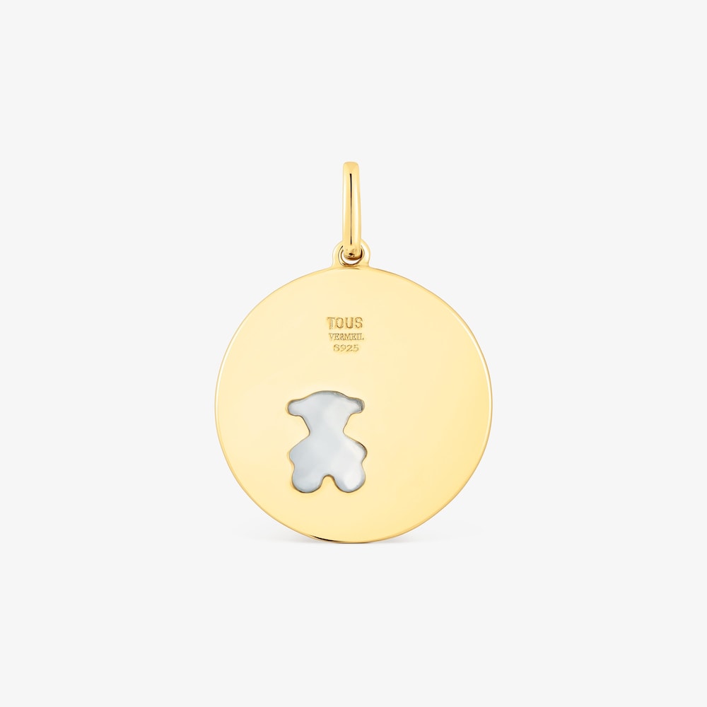 Dije medalla con ba&ntilde;o de oro 18 kt sobre plata, diamantes y calcedonia oso Aelita