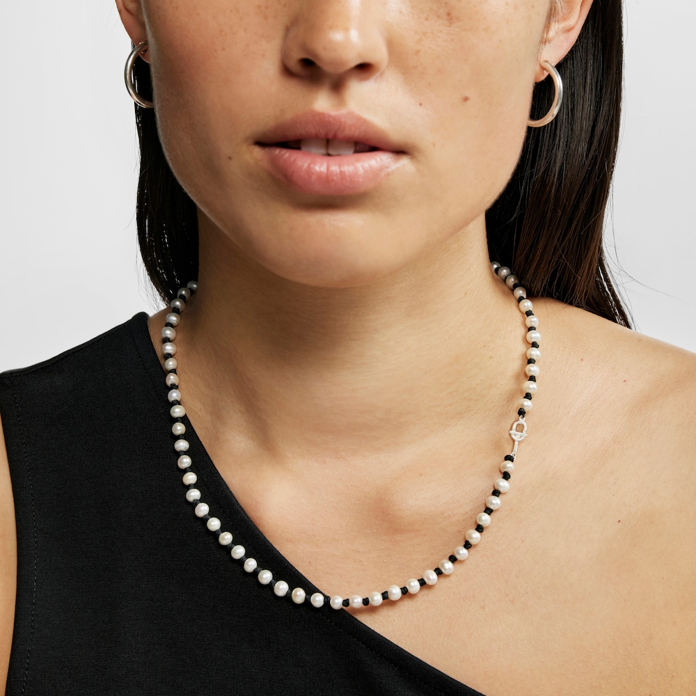 50&nbsp;cm čierny nylonov&yacute; n&aacute;hrdeln&iacute;k s&nbsp;kultivovan&yacute;mi perlami TOUS MANIFESTO