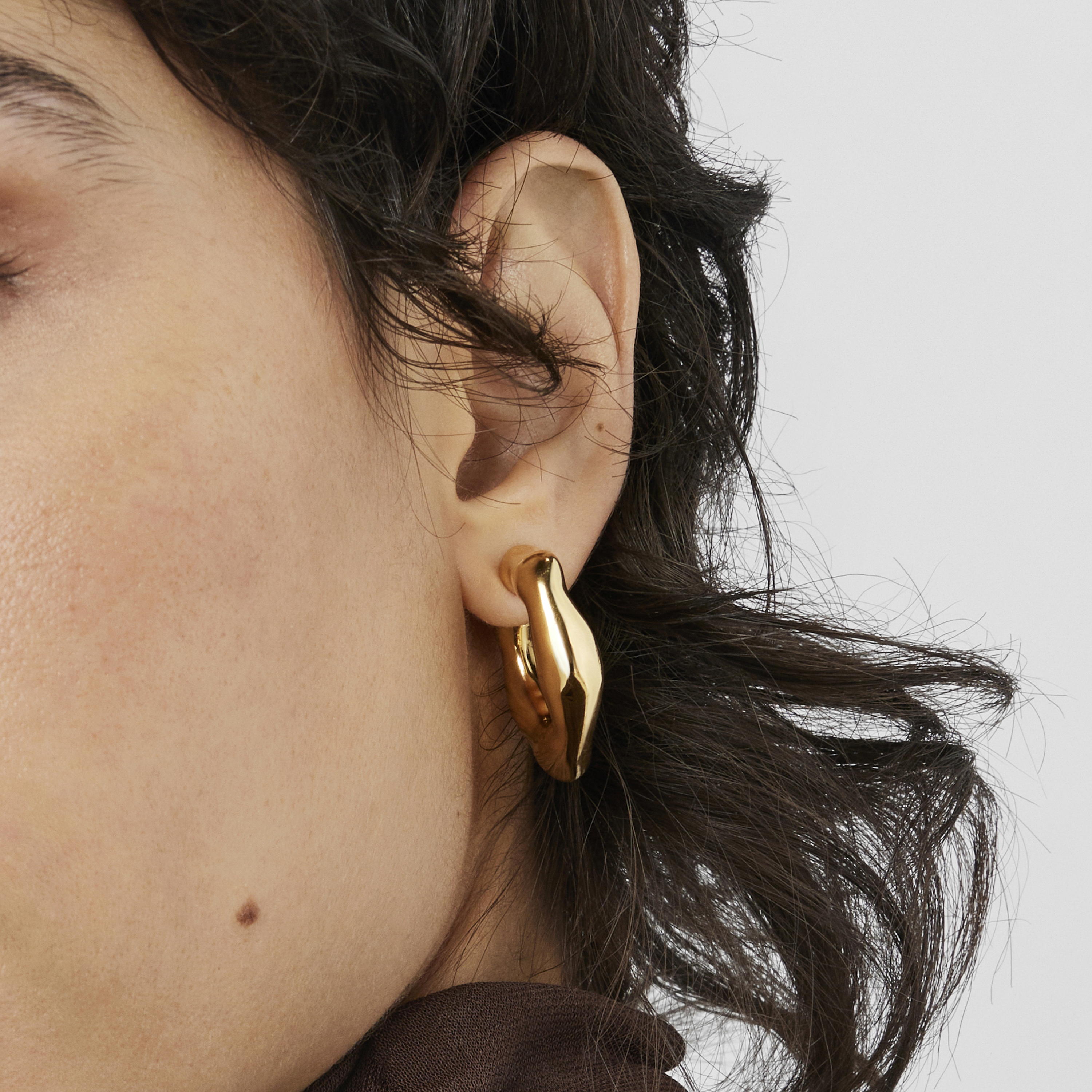 Pendientes de aro con baño de oro 18 kt sobre plata Tabit