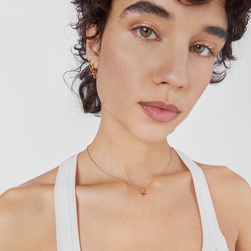 Collar con ba&ntilde;o de oro 18 kt sobre plata flor naranja Gregal