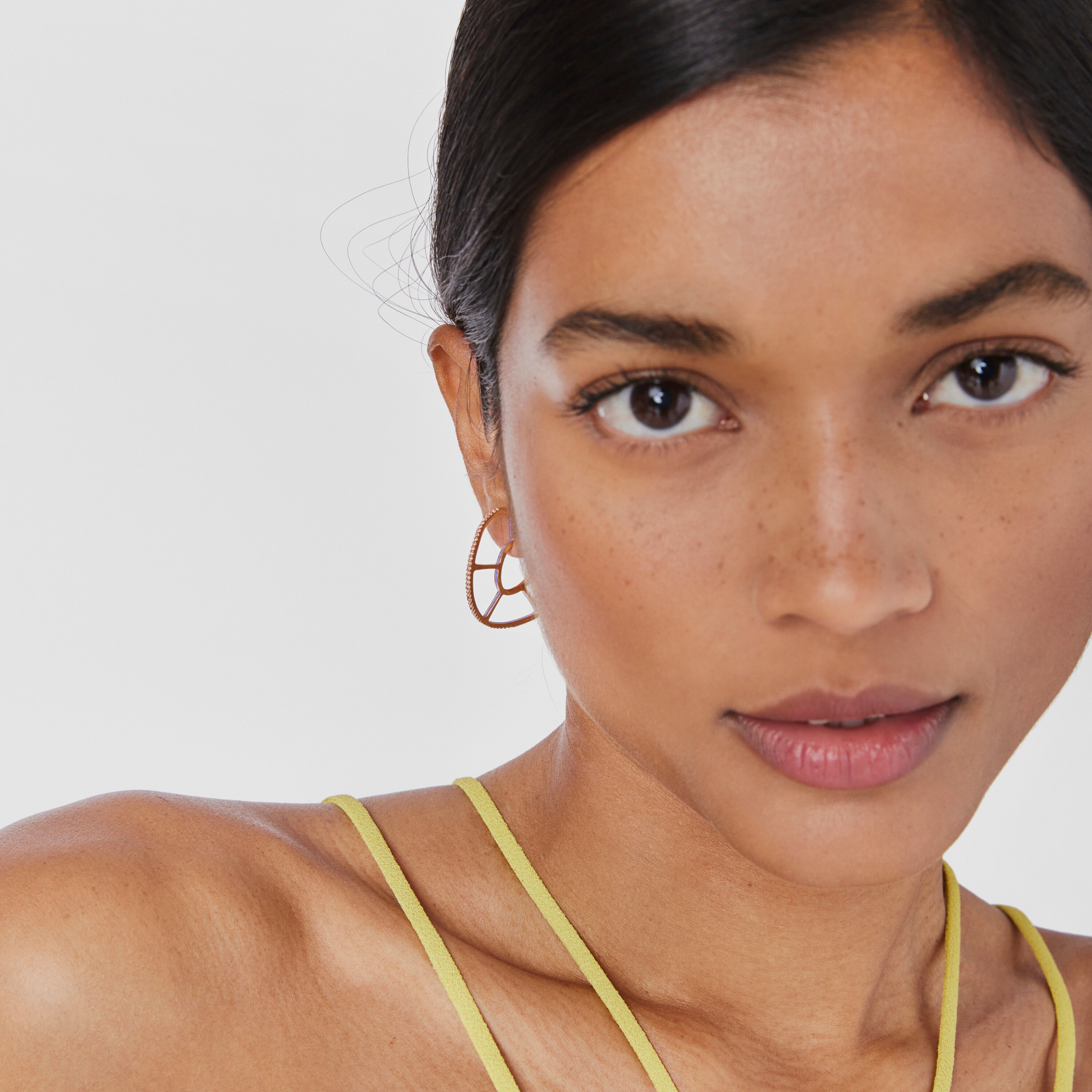 Silver vermeil Gregal hoop earrings with rhodolites