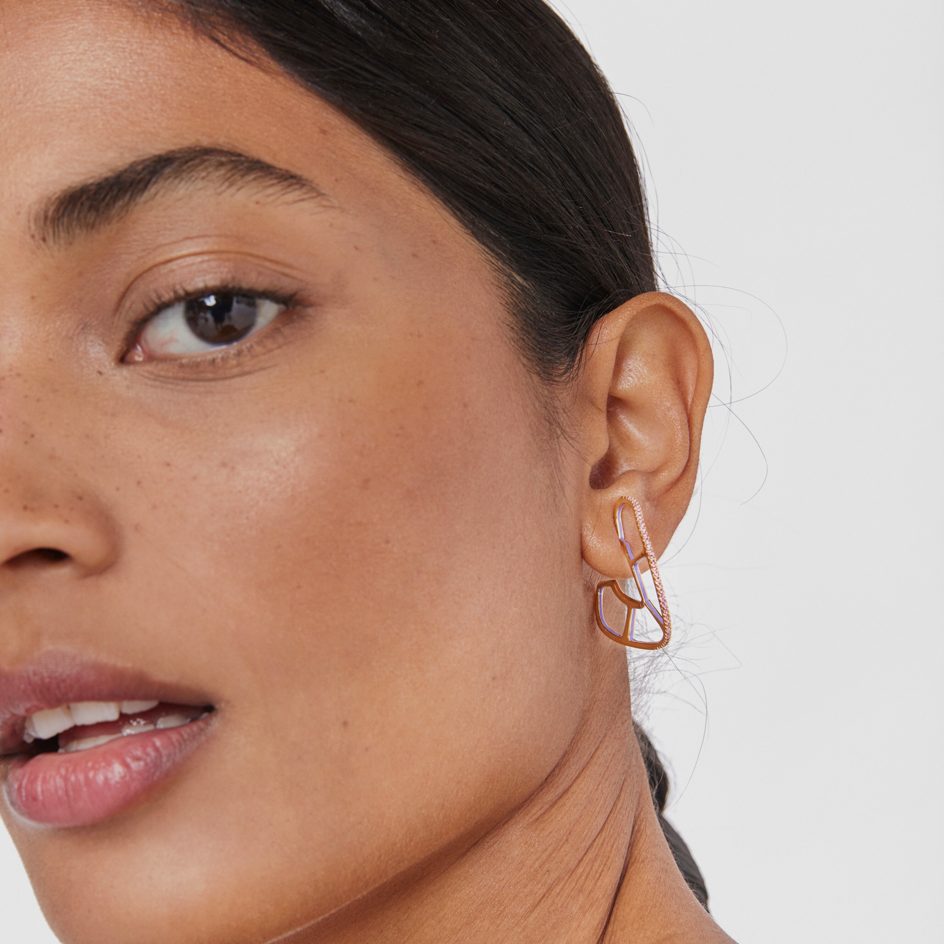 Silver vermeil Gregal hoop earrings with rhodolites