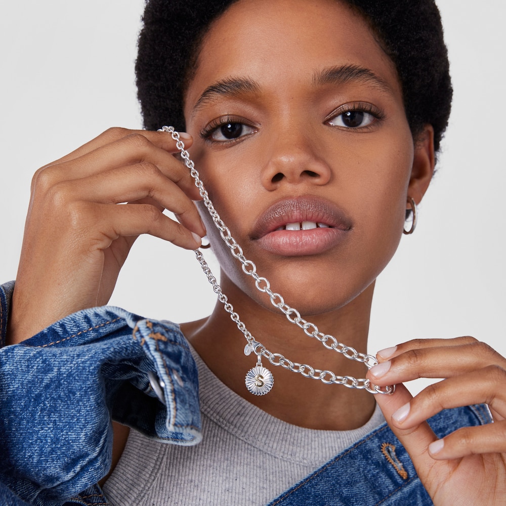 Dije medalla letra S de plata y plata con ba&ntilde;o de oro 18 kt sobre plata TOUS Alphabet