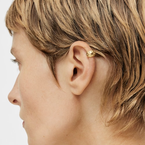 Earcuff con baño de oro 18 kt sobre plata Dybe