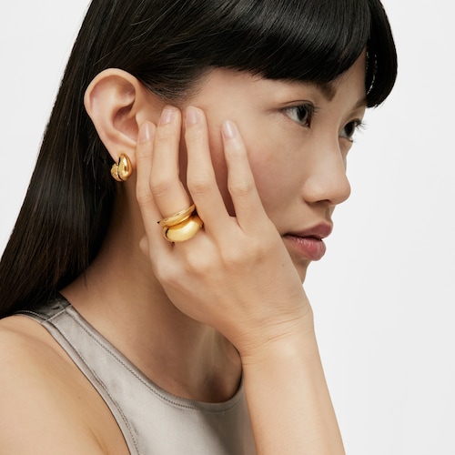Ring with 18kt gold plating over silver Dybe