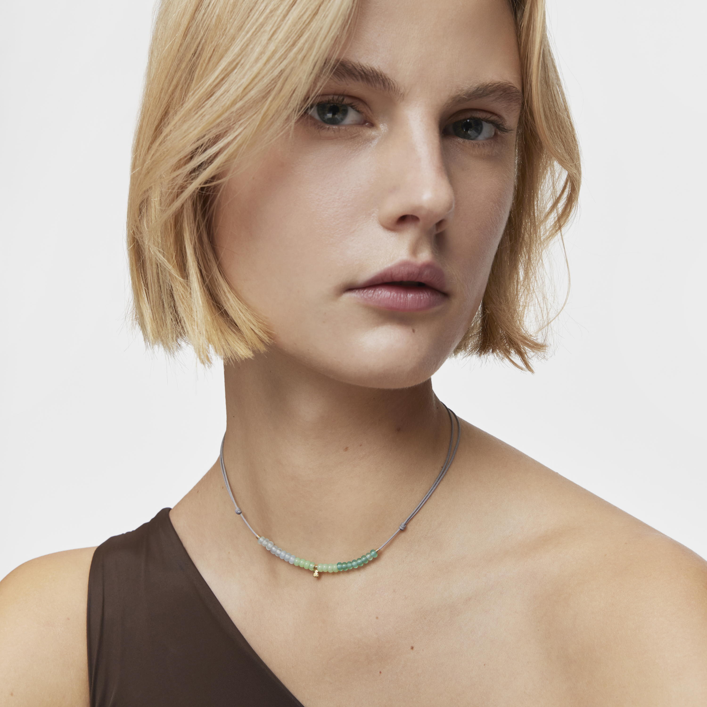 Short cord Necklace with 18K solid gold bear and chalcedony motif TOUS Balloon