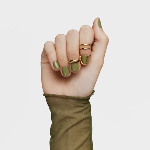 Ring set with 18kt gold plating over silver, double claw and logo Claws