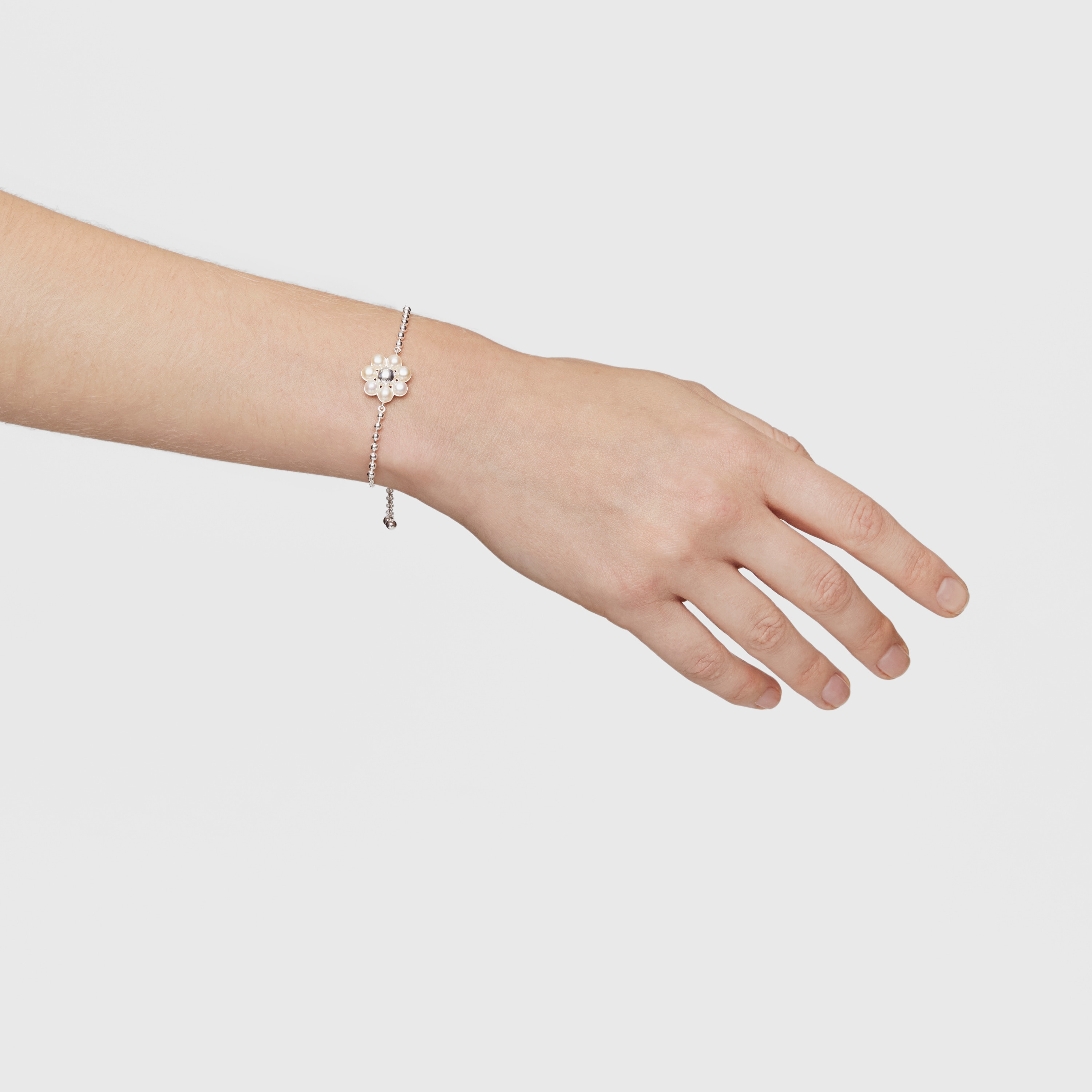 Silver flower and cultured pearls chain Bracelet Sugar Party