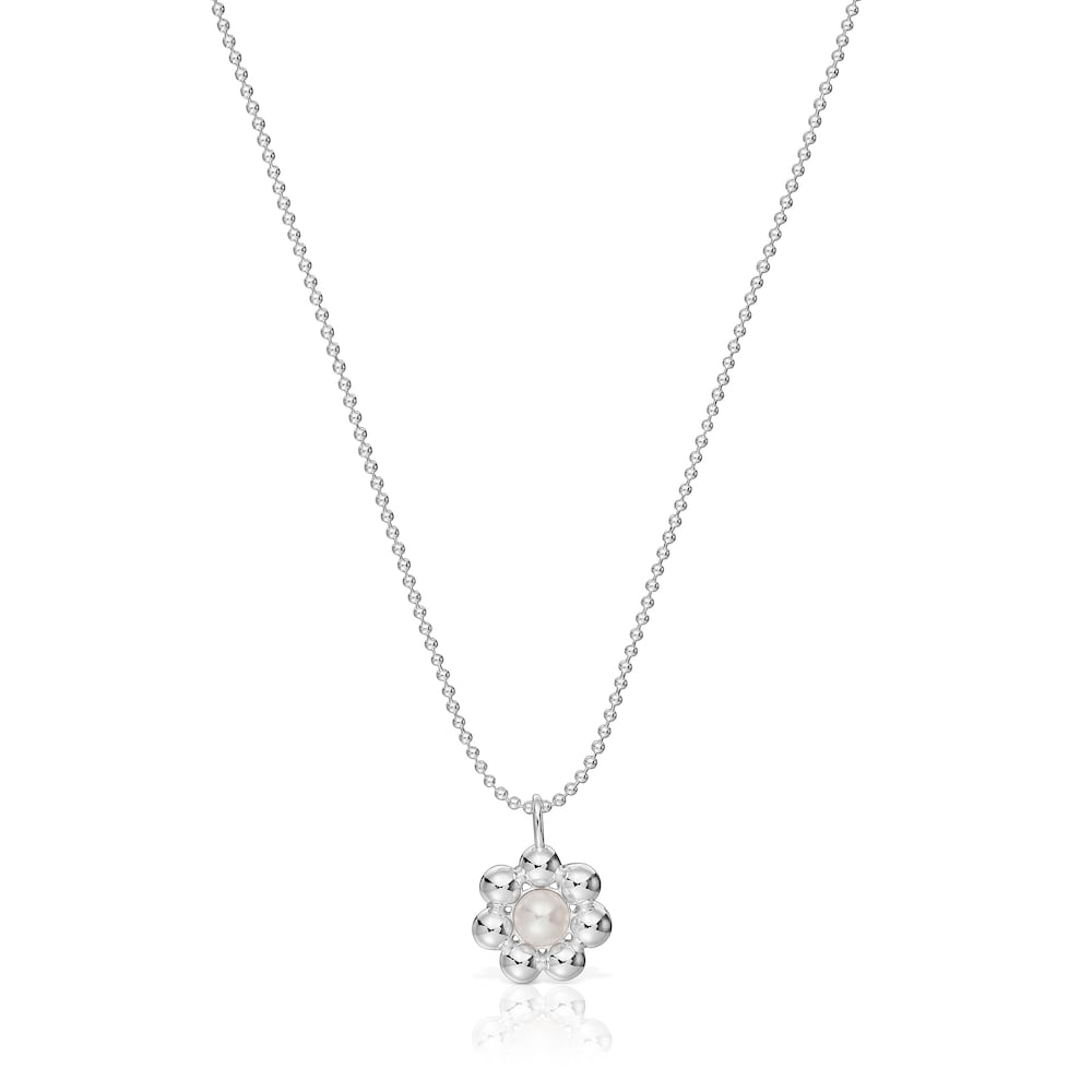 Short silver flower and cultured pearl Necklace Sugar Party
