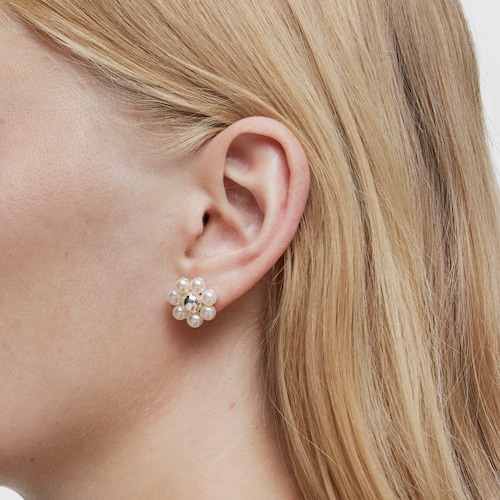 Short silver flower and cultured pearls Earrings Sugar Party