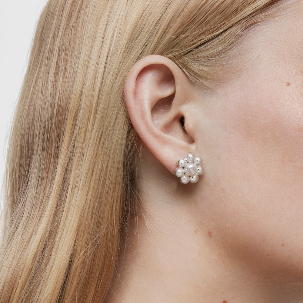 Pendientes cortos de plata flor y perlas cultivadas Sugar Party