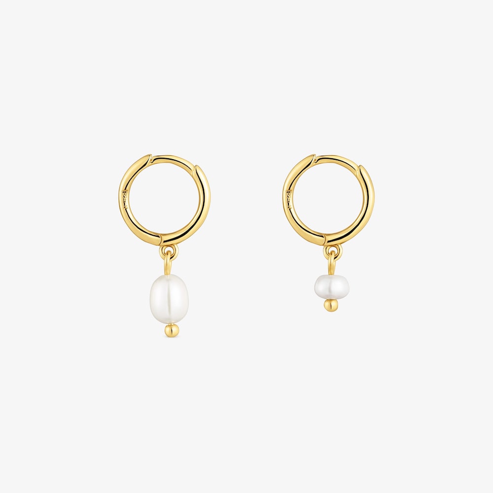 Pendientes aro cortos con ba&ntilde;o de oro 18 kt sobre plata y perlas cultivadas Sugar Party