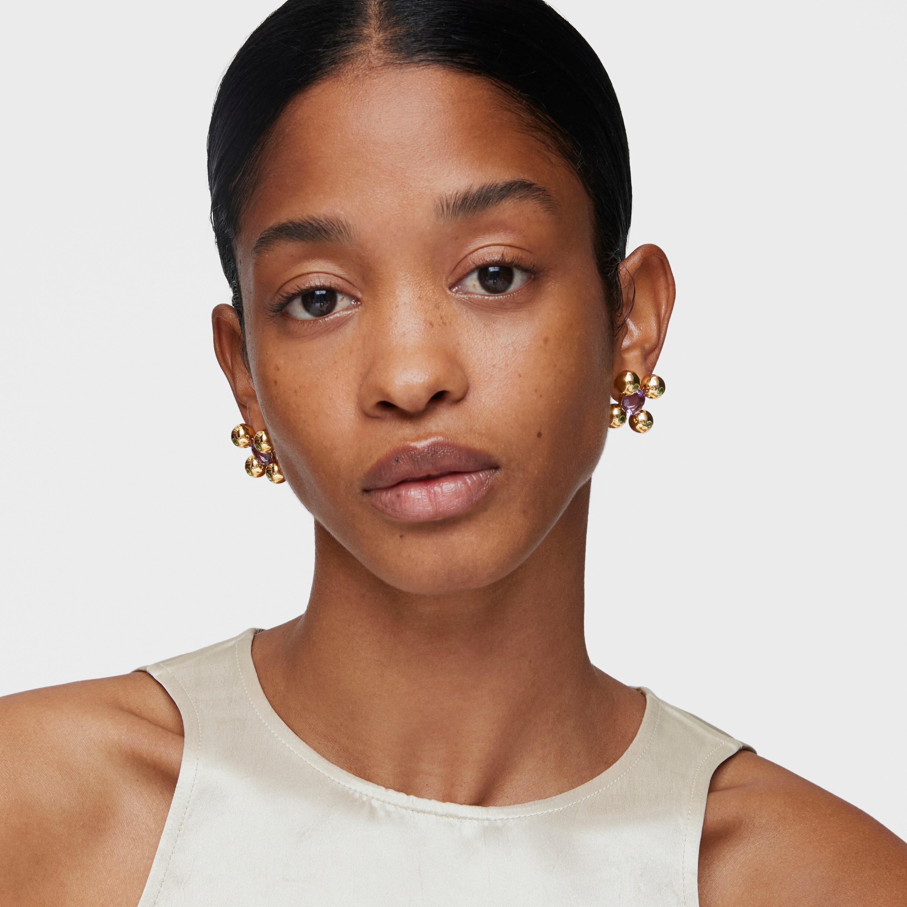 Short Earrings with 18kt gold plating over silver, amethyst and peridot Sugar Party