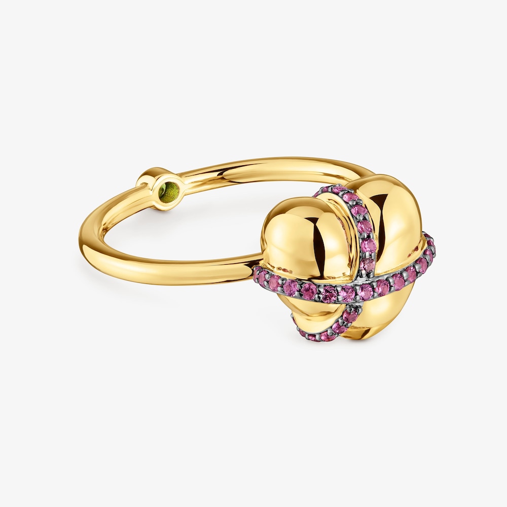 Anillo mediano coraz&oacute;n con ba&ntilde;o de oro 18 kt sobre plata y rodolita Lligat